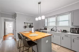 35 E Knowlton St, East Providence, RI 02915 - Photo 10