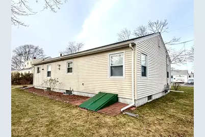 53 Whipple Avenue, Barrington, RI 02806 - Photo 6