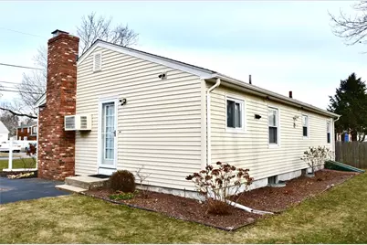 53 Whipple Avenue, Barrington, RI 02806 - Photo 2