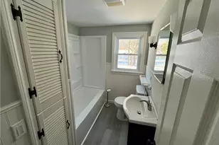 10 Rosemary Dr, North Kingstown, RI 02852 - Photo 12