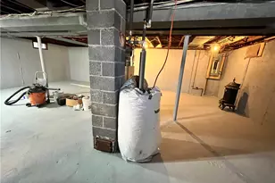 10 Rosemary Dr, North Kingstown, RI 02852 - Photo 4