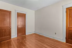 295 Vermont Ave, Providence, RI 02905 - Photo 14