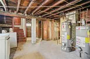 295 Vermont Ave, Providence, RI 02905 - Photo 26