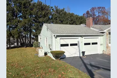 67 Ashwood Circle, Warwick, RI 02886 - Photo 2
