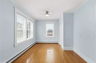 355 Angell St, Providence, RI 02906 - Photo 8