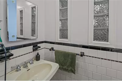 118 Arnold Avenue, Cranston, RI 02905 - Photo 28