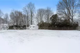 3200 Mendon Rd, Cumberland, RI 02864 - Photo 20