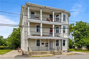11 Roosevelt St, North Providence, RI 02904 - Photo 14