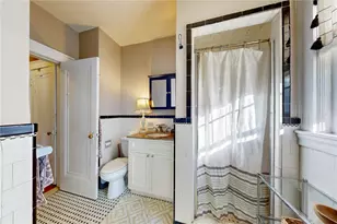 139 Lancaster St, Providence, RI 02906 - Photo 30