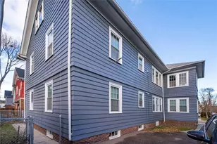 139 Lancaster St, Providence, RI 02906 - Photo 36