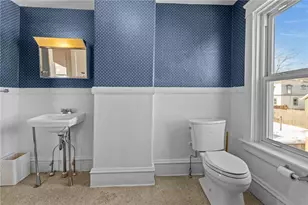 61 Armington St, Cranston, RI 02905 - Photo 22