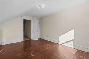 61 Armington St, Cranston, RI 02905 - Photo 24