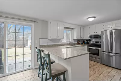 33 New York Avenue, Cumberland, RI 02864 - Photo 18