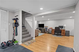 33 New York Ave, Cumberland, RI 02864 - Photo 30