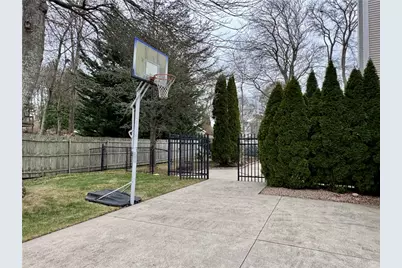 34 Marian Avenue, Narragansett, RI 02882 - Photo 24