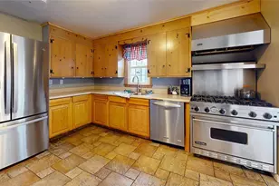 6 Meadowcrest Dr, East Providence, RI 02915 - Photo 12