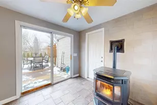 6 Meadowcrest Dr, East Providence, RI 02915 - Photo 16