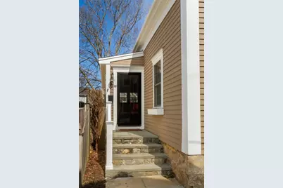 28 Extension Street, Newport, RI 02840 - Photo 2