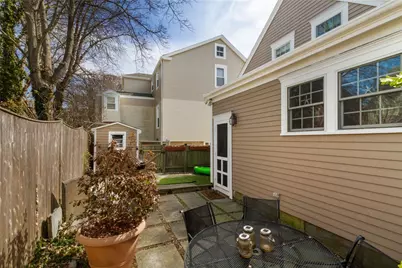 28 Extension Street, Newport, RI 02840 - Photo 30