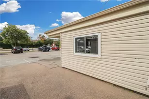 55 Beach St, Westerly, RI 02891 - Photo 2