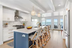 376 E Shore Rd, Jamestown, RI 02835 - Photo 10