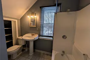 103 Burnside Ave, East Providence, RI 02915 - Photo 16