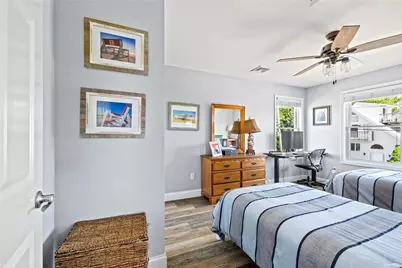 26 Walcott Avenue, Narragansett, RI 02882 - Photo 18