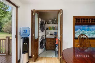 65 Janet Dr, Cranston, RI 02921 - Photo 16