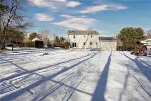 68 Fox Run, Cranston, RI 02921 - Photo 32