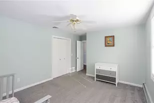 68 Fox Run, Cranston, RI 02921 - Photo 18