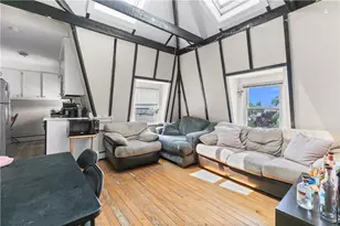 501 Spring St, Newport, RI 02840 - Photo 1