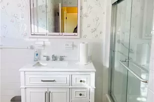 241 Huxley Ave, Providence, RI 02908 - Photo 4