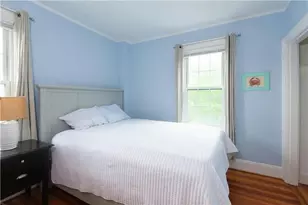 20 Carroll Ave, Newport, RI 02840 - Photo 14