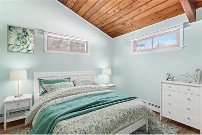 84 Oak Street, South Kingstown, RI 02879 - Photo 10