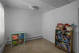 25 Ivy Hollow Ct, Cranston, RI 02921 - Photo 30