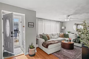 55 Columbia Ave, Coventry, RI 02816 - Photo 4