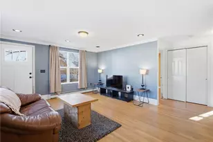 6 Seton St, Providence, RI 02909 - Photo 6