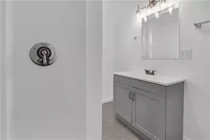 1320 Elmwood Ave, Cranston, RI 02910 - Photo 14