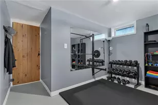 43 Esquire Ave, Warwick, RI 02889 - Photo 20