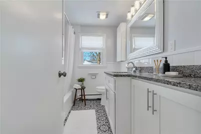 43 Esquire Avenue, Warwick, RI 02889 - Photo 6