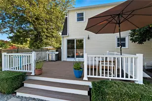 39 Secluded Dr, South Kingstown, RI 02879 - Photo 10