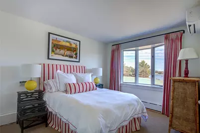 6 Price's Cove Avenue, Newport, RI 02840 - Photo 30