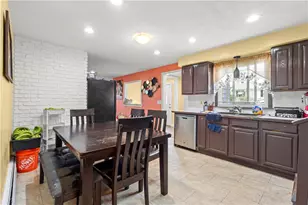 22 Whipple Ave, North Providence, RI 02911 - Photo 4