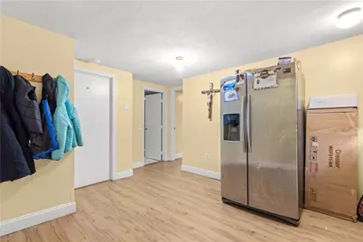 22 Whipple Avenue, North Providence, RI 02911 - Photo 16