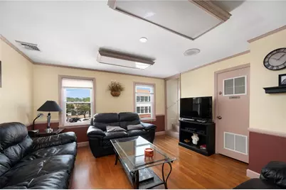 15 Thomas Street, North Providence, RI 02911 - Photo 28