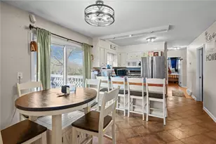 35 Shady Hill Dr, West Warwick, RI 02893 - Photo 2