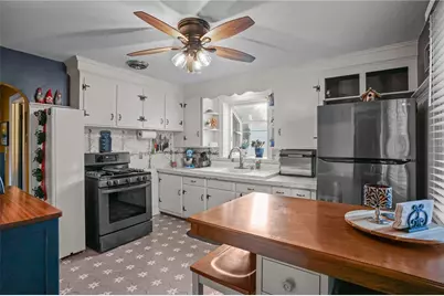 25 Trieste Street, Pawtucket, RI 02860 - Photo 16