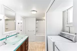 7 Cozzens Ct, Newport, RI 02840 - Photo 24