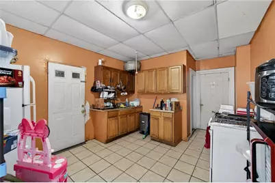 206 Hanover Street, Providence, RI 02907 - Photo 12