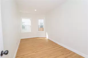 84 Pembroke Ave, Providence, RI 02908 - Photo 4